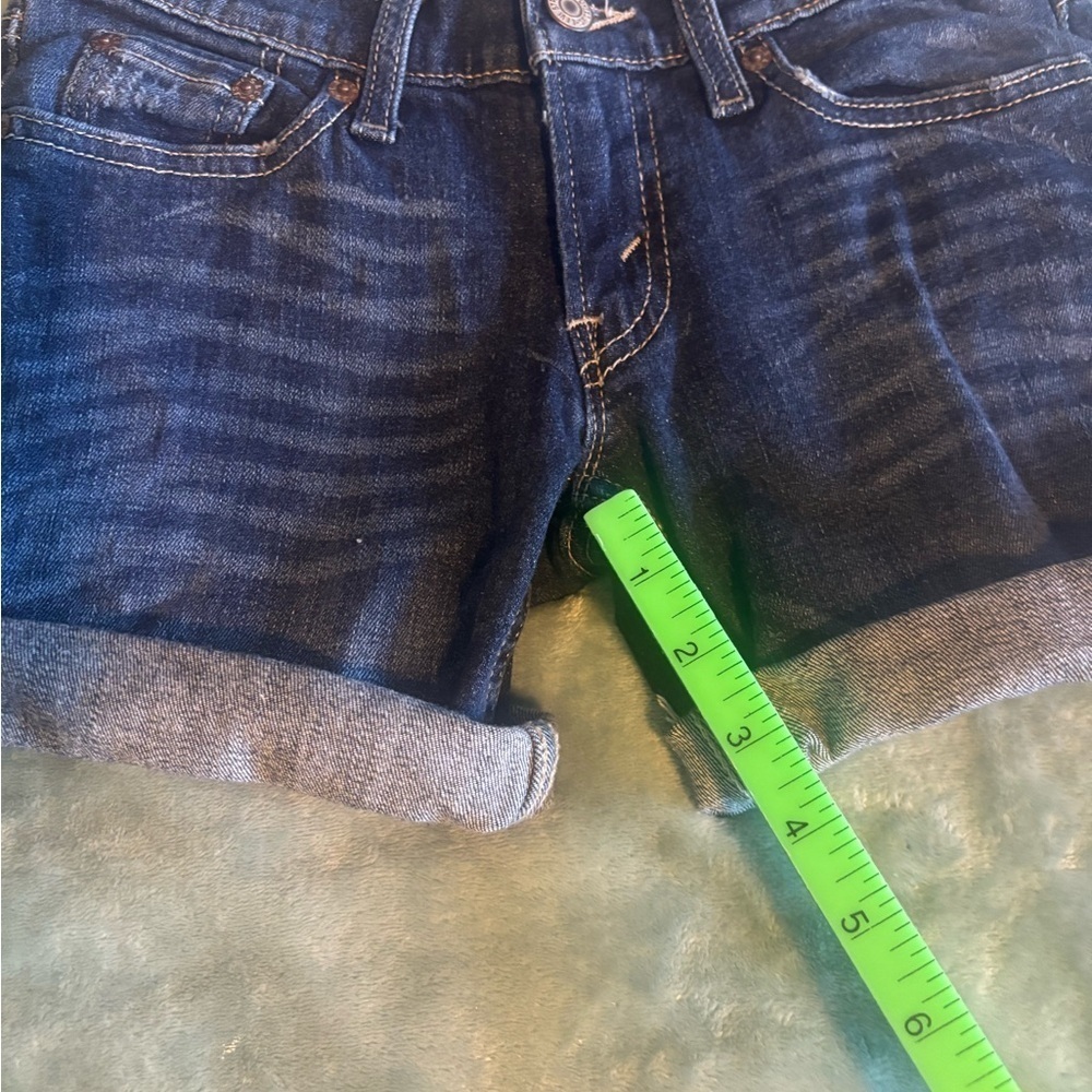Levi’s cut off Jean shorts. Dark wash. Size 1. - Picture 4 of 7